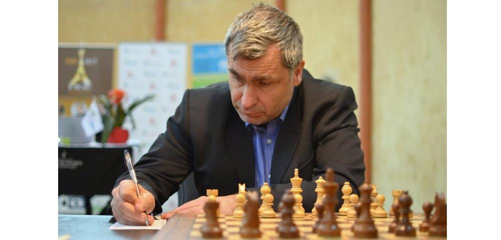 Василий Иванчук